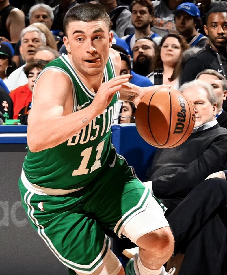 开云体育官方入口-随着绿军大胜32分，骑士2连败，NBA东部最新积分榜！76人濒临淘汰